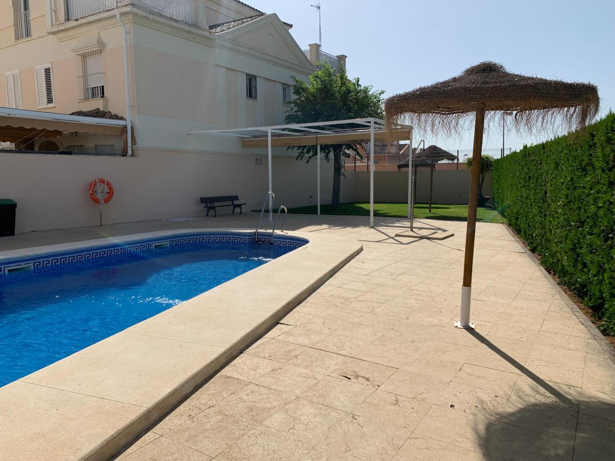 Bonita Casa En Entorno Idilico Villa Tomares Luaran gambar
